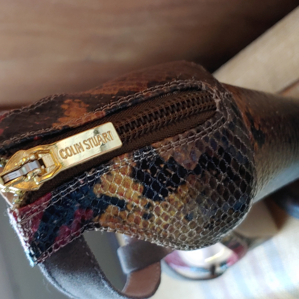 NEW Colin Stuart Python T-Strap Platforms - Picture 4 of 13